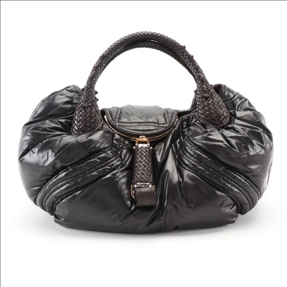 Fendi | Bags | Fendi X Moncler Limited Edition Spy Bag | Poshmark 限定品通販サイト モンクレール FENDI ハンドバッグ